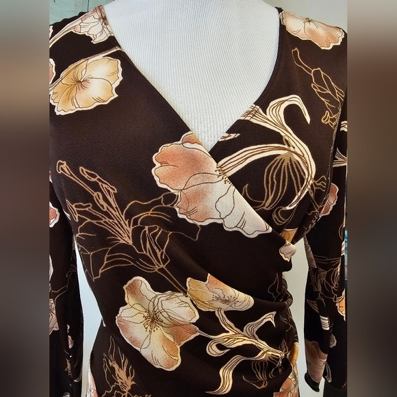 Moa Moa Size Large Vintage Made In USA Chocolate Floral Faux Wrap Fitted Top 90s - Picture 2 of 9